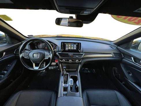 Used 2019 Honda Accord Sport image 10