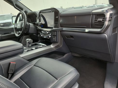 Certified 2025 Ford F150 Lariat w/ FX4 Off-Road Package AWD/4WD image 17