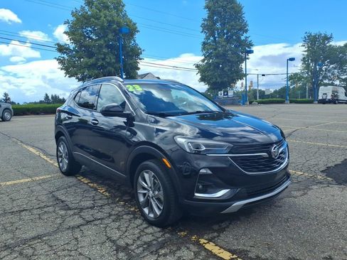 Used 2023 Buick Encore GX Essence w/ Experience Buick Package AWD/4WD image 3