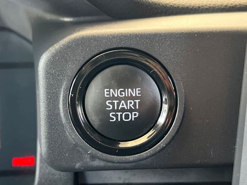 Certified 2025 Toyota Tacoma SR image 20