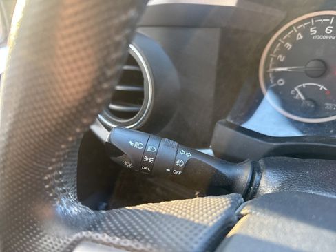 Used 2019 Toyota Tacoma SR image 22