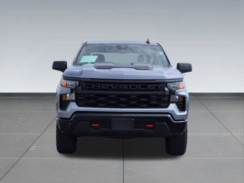 Used 2025 Chevrolet Silverado 1500 Custom Trail Boss w/ LPO, Dark Essentials Package AWD/4WD image 9