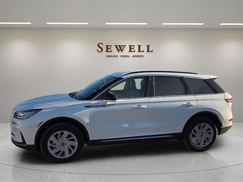 New 2026 Lincoln Corsair Premiere image 2