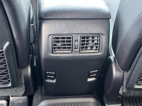 Used 2018 Toyota 4Runner Limited image 17