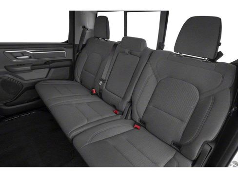 Used 2020 RAM 1500 Big Horn AWD/4WD image 9