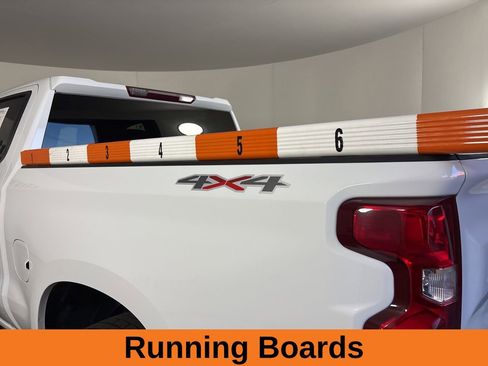 Used 2022 Chevrolet Silverado 1500 Custom image 8