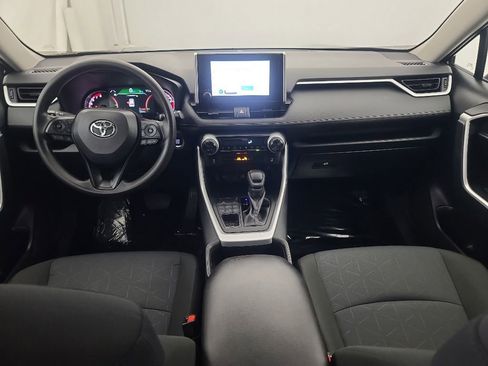 Used 2025 Toyota RAV4 XLE AWD/4WD image 22