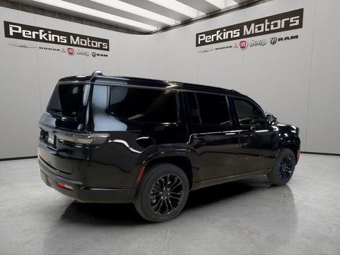 New 2026 Jeep Grand Wagoneer Summit AWD/4WD image 5