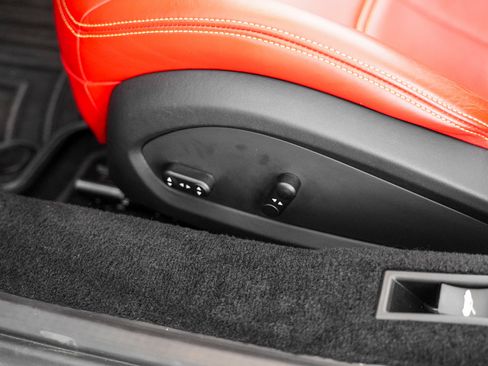Used 2018 Ferrari 488 Spider RWD image 18