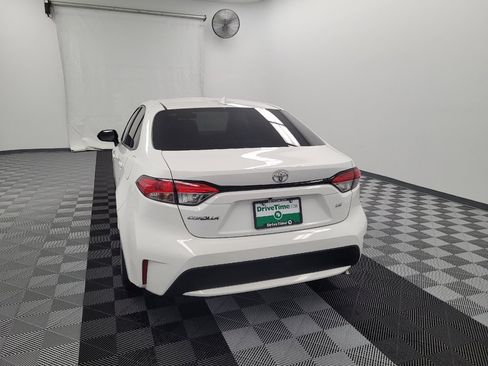 Used 2022 Toyota Corolla LE FWD image 6