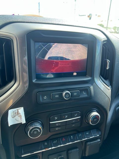 Used 2021 Chevrolet Silverado 1500 Custom RWD image 3