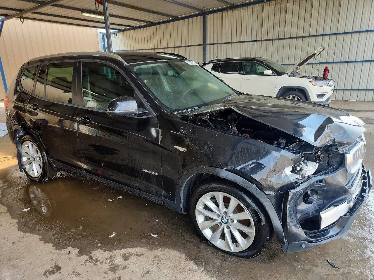 Used 2017 BMW X3 xDrive28i AWD/4WD image 2