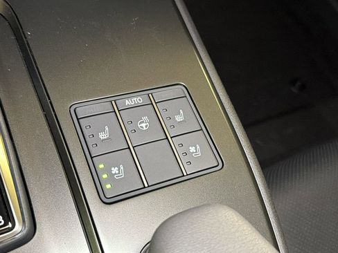 New 2026 Lexus UX 300h AWD image 25