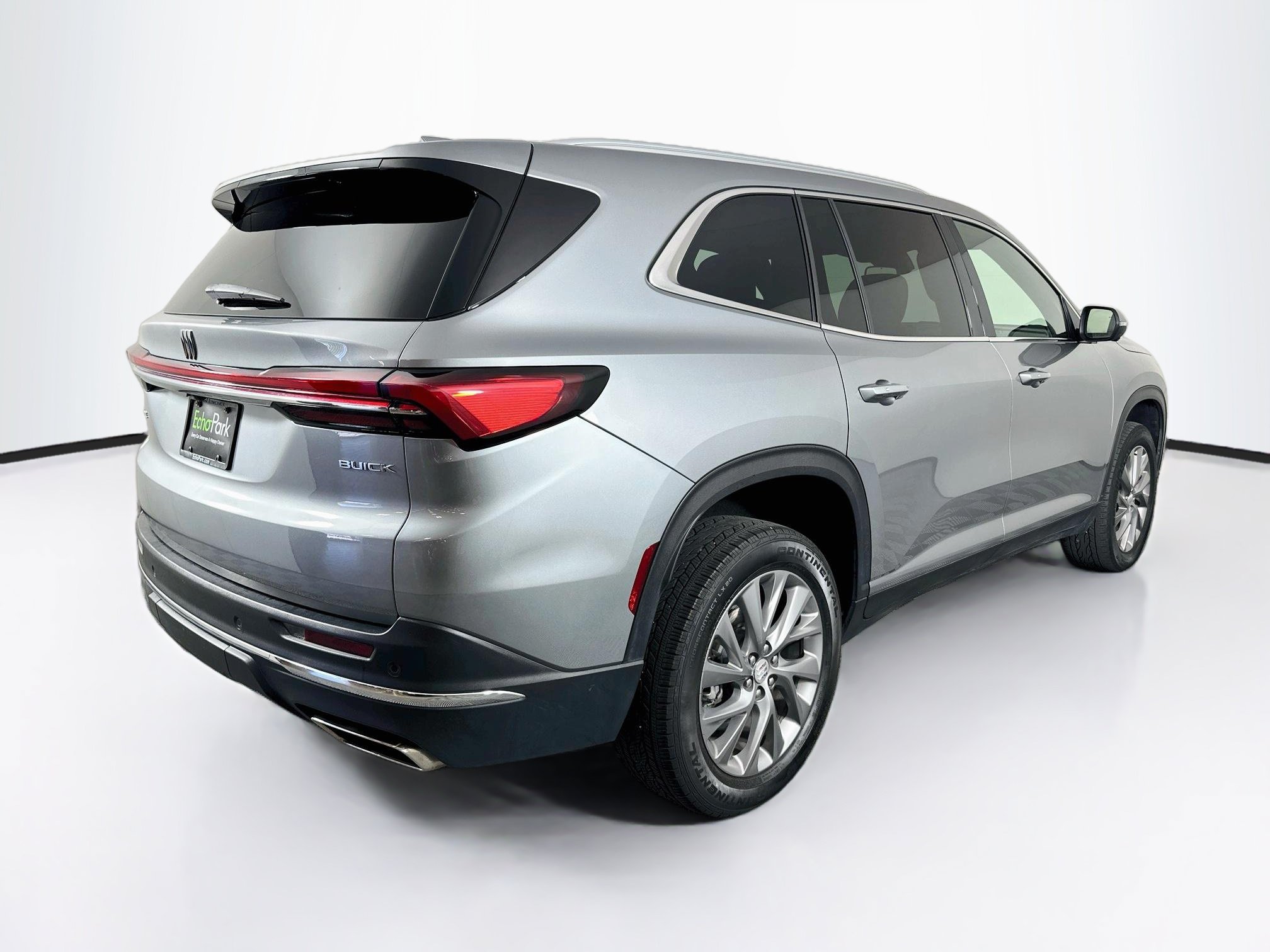 Used 2025 Buick Enclave Preferred FWD image 9