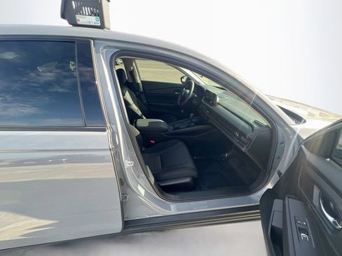 Used 2025 Honda Accord SE image 30