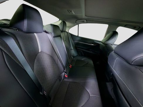 Used 2024 Toyota Camry XSE w/ Navigation Package image 29