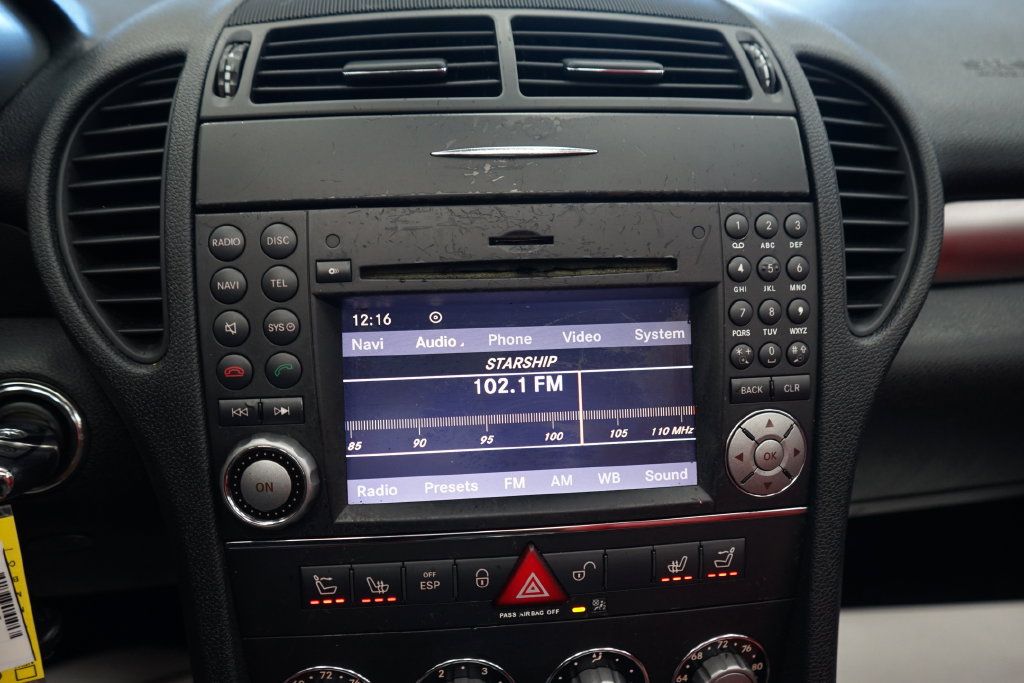 Used 2009 Mercedes-Benz SLK 300 image 36