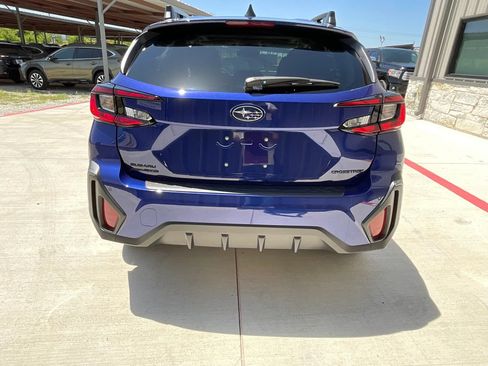 Used 2026 Subaru Crosstrek 2.5i Limited w/ Crosstrek Mirror Package AWD/4WD image 12