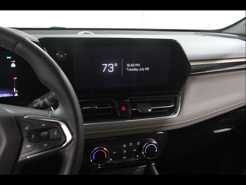 Used 2025 Chevrolet TrailBlazer ACTIV w/ Driver Confidence Package AWD/4WD image 9