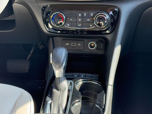 Used 2023 Buick Encore GX Preferred w/ Cold Weather Comfort Package image 14