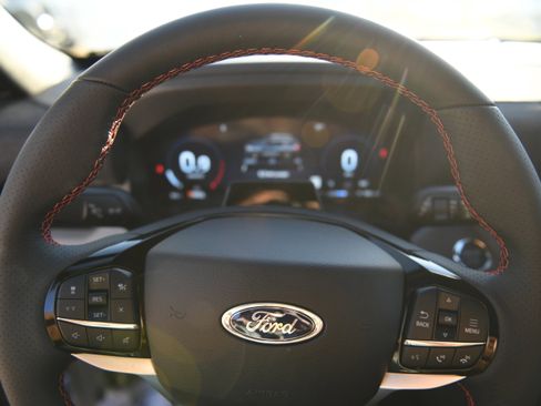 New 2026 Ford Explorer ST-Line w/ ST-Line Street Pack image 30