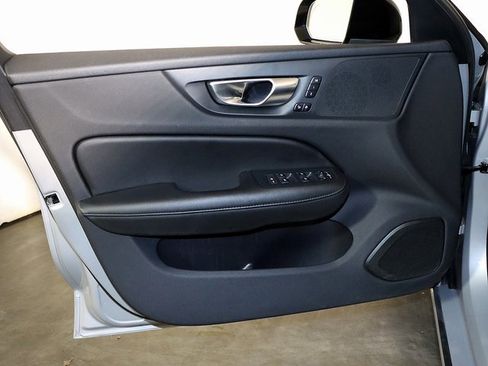 Used 2024 Volvo S60 B5 Core image 24