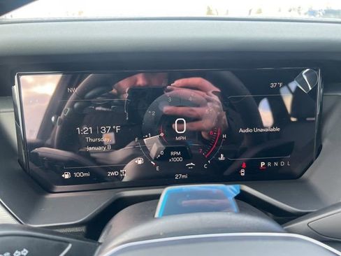 New 2026 GMC Acadia AT4 image 17