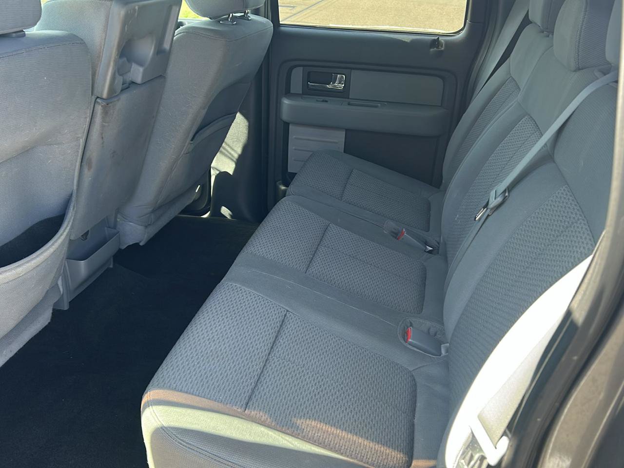 Used 2014 Ford F150 XLT w/ Equipment Group 302A Luxury AWD/4WD image 11