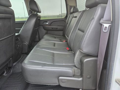 Used 2013 GMC Sierra 2500 SLT w/ Suspension Package, Off-Road AWD/4WD image 43
