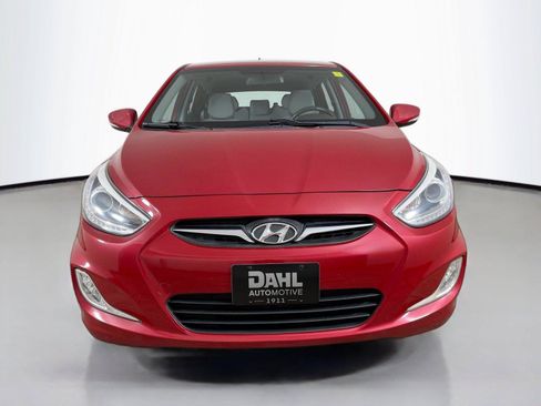 Used 2014 Hyundai Accent SE FWD image 3