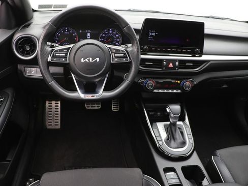 Used 2024 Kia Forte GT-Line w/ GT-Line Premium Package image 12