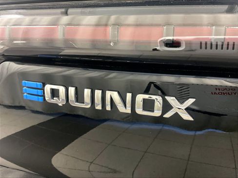 Used 2025 Chevrolet Equinox EV LT w/ Convenience Package image 29