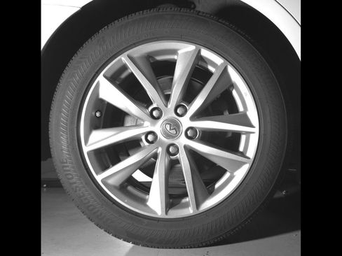 Used 2015 INFINITI Q50 Premium w/ All Weather Package RWD image 14
