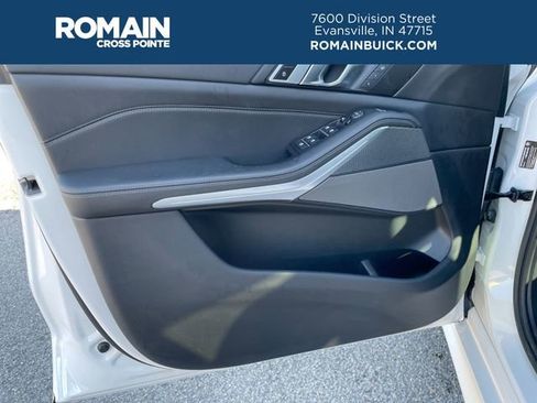 Used 2023 BMW X5 xDrive40i w/ M Sport Package image 10