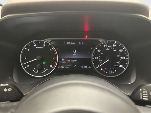 Used 2023 Nissan Rogue S AWD/4WD image 9