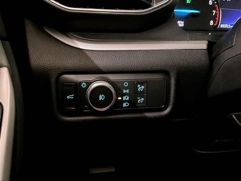 Used 2021 Ford Explorer XLT w/ Equipment Group 202A AWD/4WD image 30