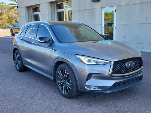 Used 2021 INFINITI QX50 Luxe w/ Appearance Package image 2