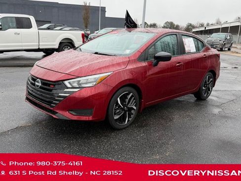 Certified 2025 Nissan Versa SR w/ Trunk Package image 2