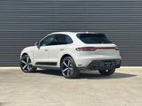 Used 2025 Porsche Macan image 3