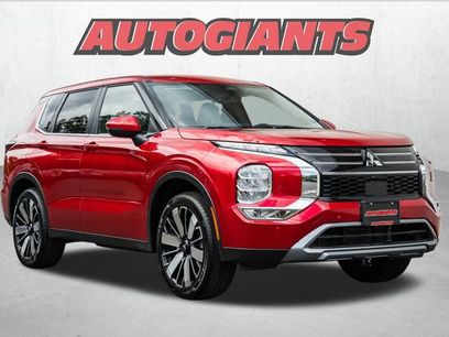 New 2025 Mitsubishi Outlander SE