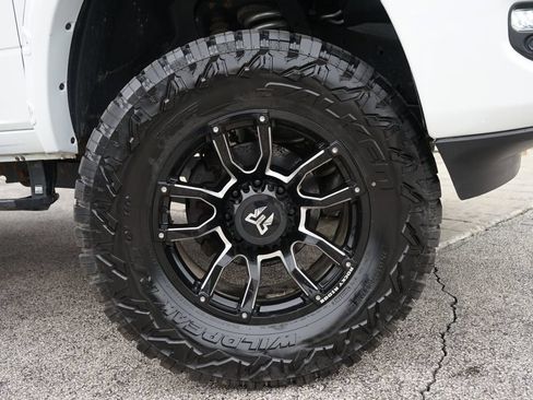 Used 2023 RAM 2500 Big Horn w/ Level 2 Equipment Group AWD/4WD image 53
