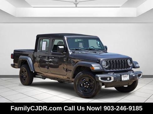 Used 2024 Jeep Gladiator Sport AWD/4WD image 1