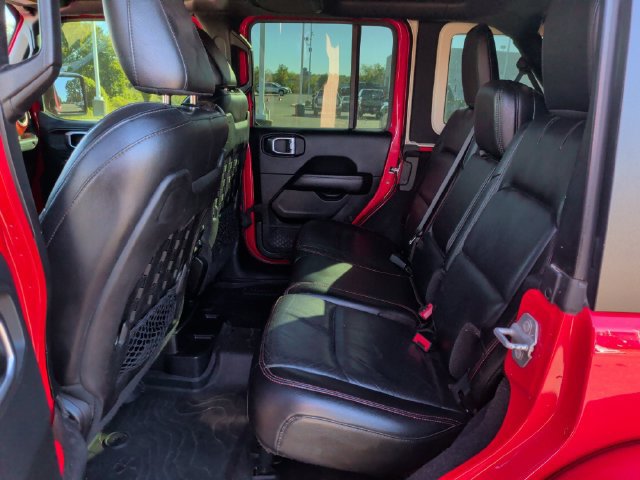 Used 2018 Jeep Wrangler Unlimited Rubicon w/ Dual Top Group AWD/4WD image 27