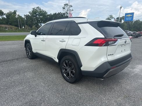 Used 2022 Toyota RAV4 Limited image 7