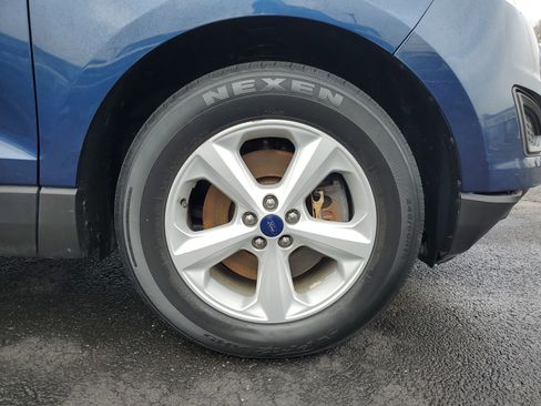 Used 2017 Ford Edge SE image 5