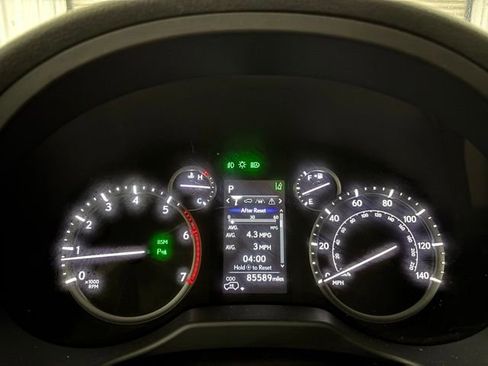 Used 2021 Lexus GX 460 Luxury image 17