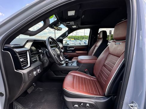 Certified 2025 GMC Sierra 1500 Denali Ultimate AWD/4WD image 19