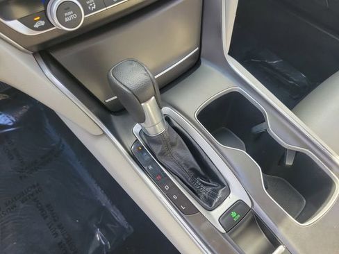 Used 2018 Honda Accord LX image 27