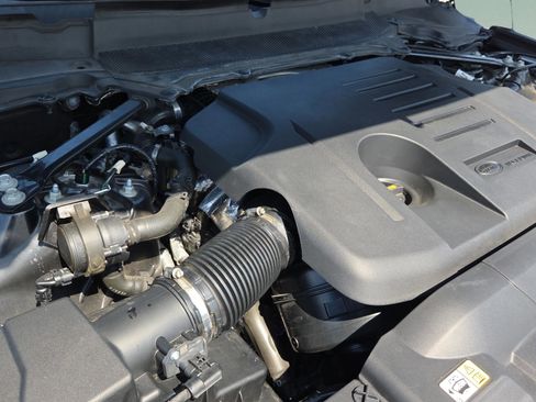 Used 2020 Land Rover Range Rover AWD/4WD image 17