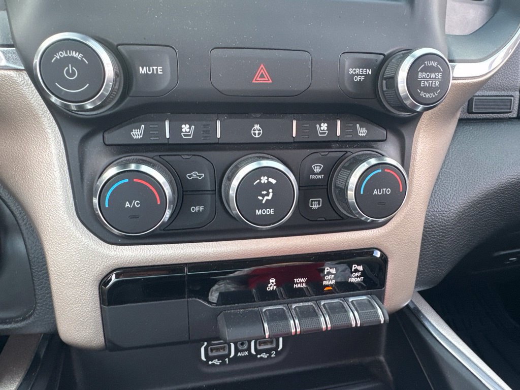 Used 2020 RAM 1500 Laramie AWD/4WD image 21